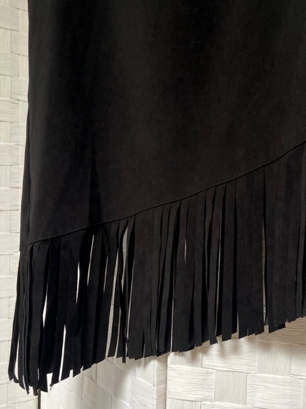 Denim & Co Black Velvet Faux Suede Fringe Trim Midi Skirt Size S - Picture 2 of 6
